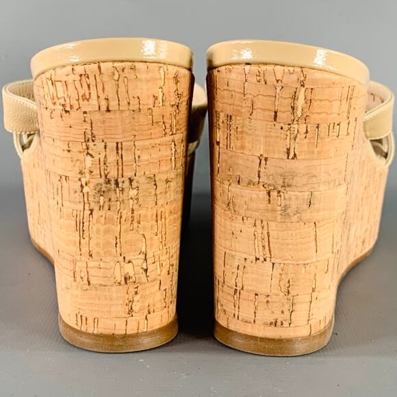 STUART WEITZMAN Size 7 Beige Textured Cork Platform Wedge Sandals - Picture 3 of 8